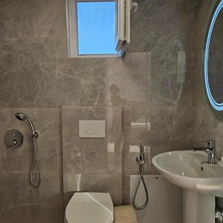 Apartment Alia *